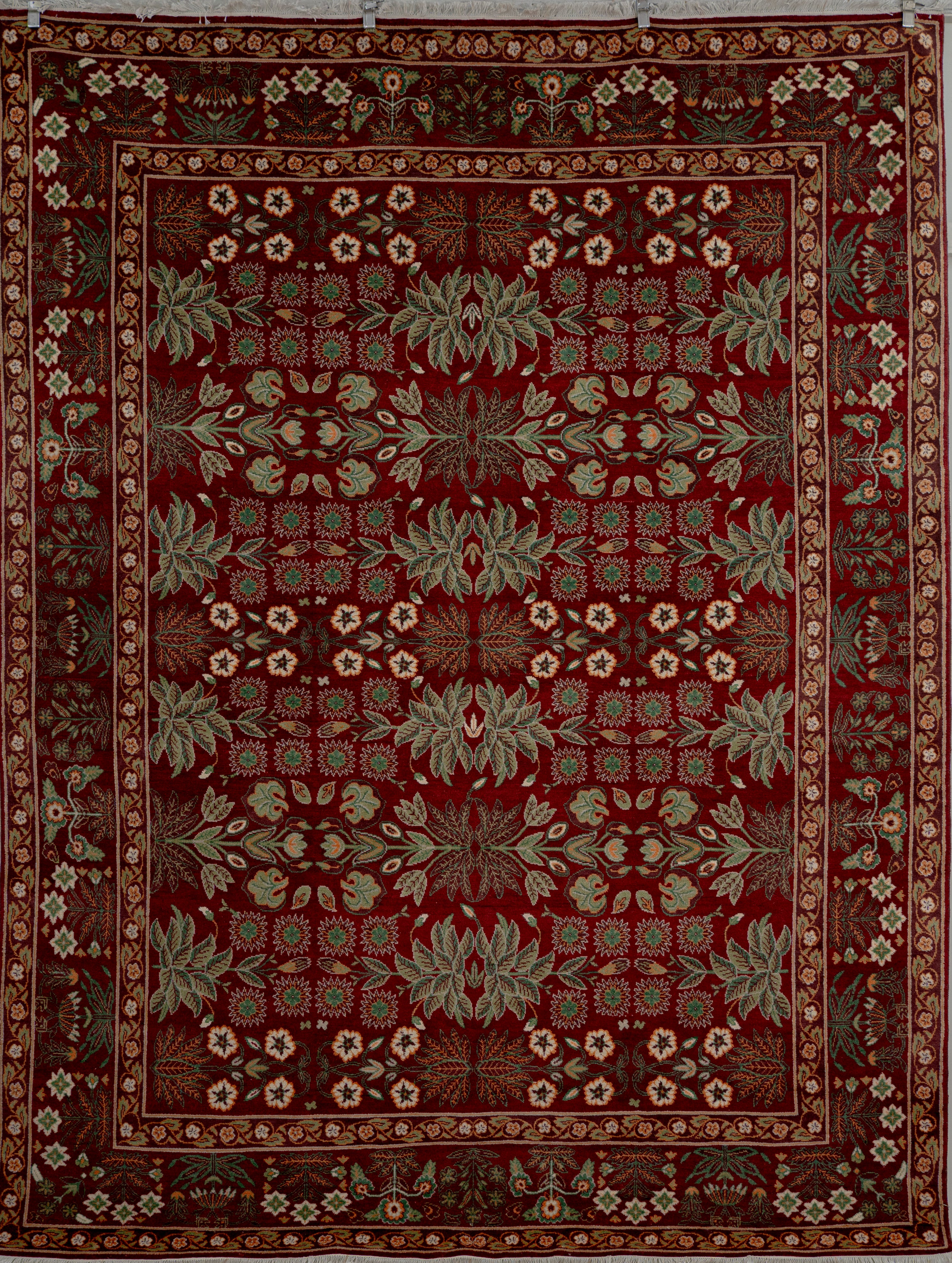 Handknotted Carpet DIA- 284