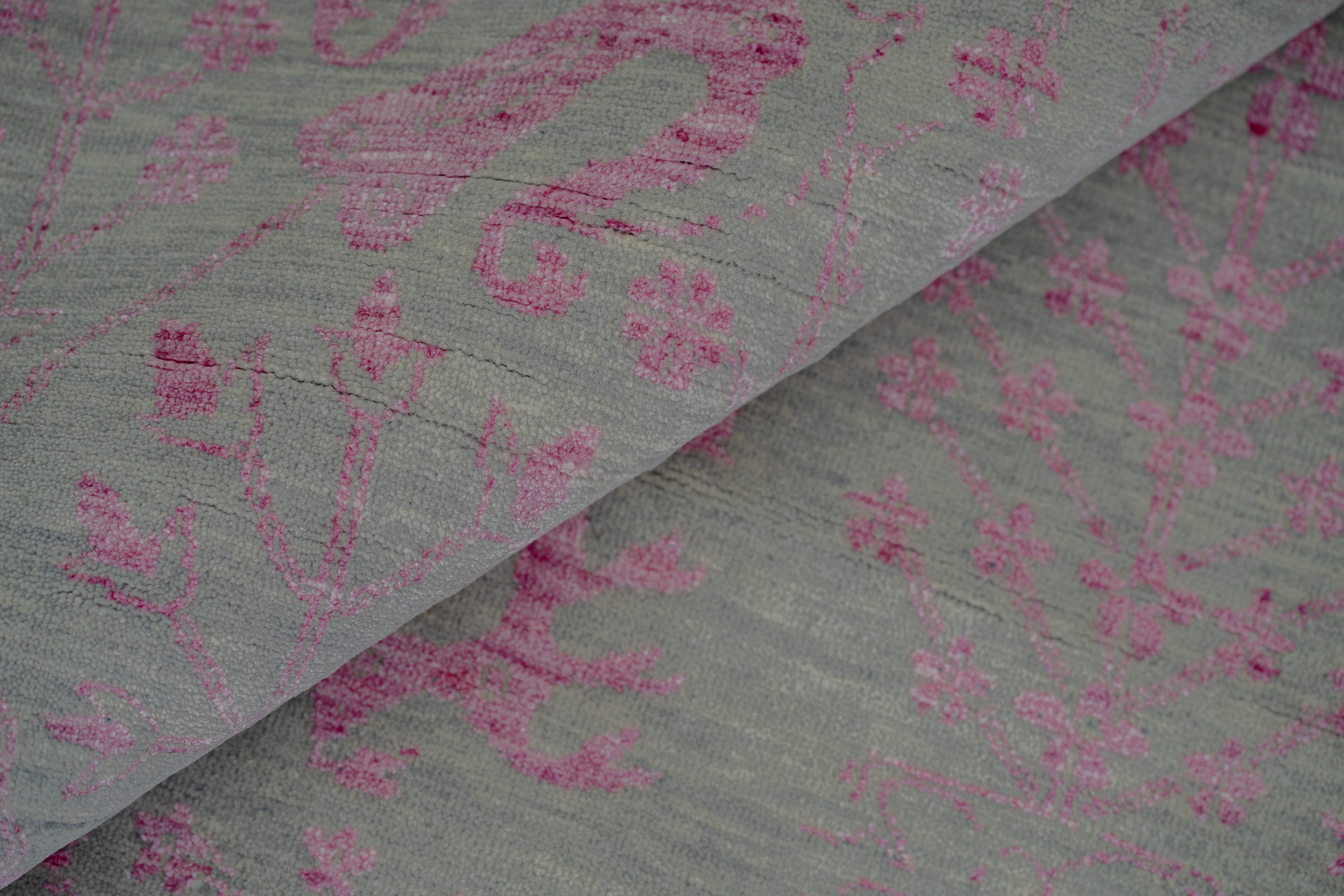 Handknotted Modern Carpet DIA- 4348