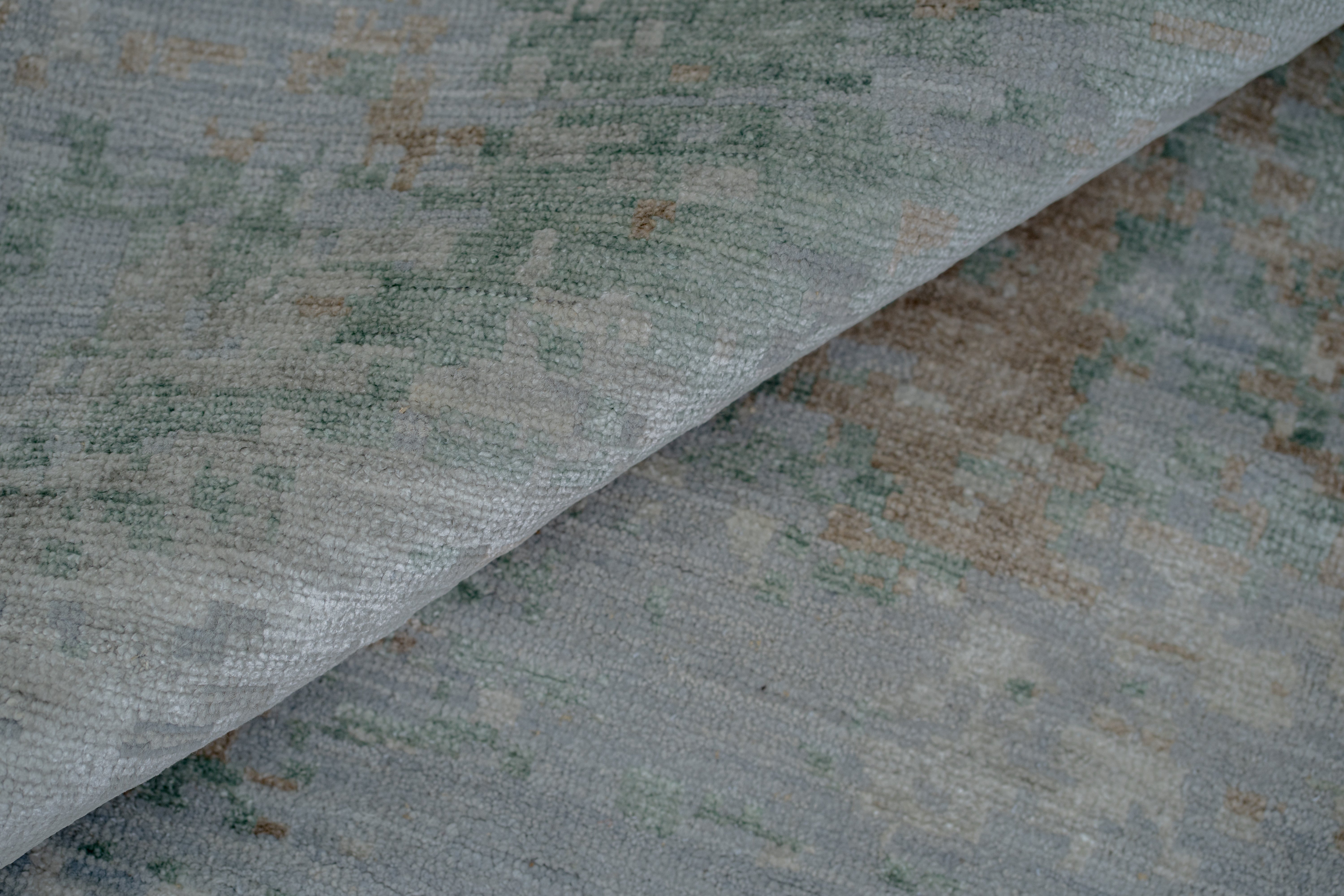 Abstact Design Handknotted Carpet DIA- 789