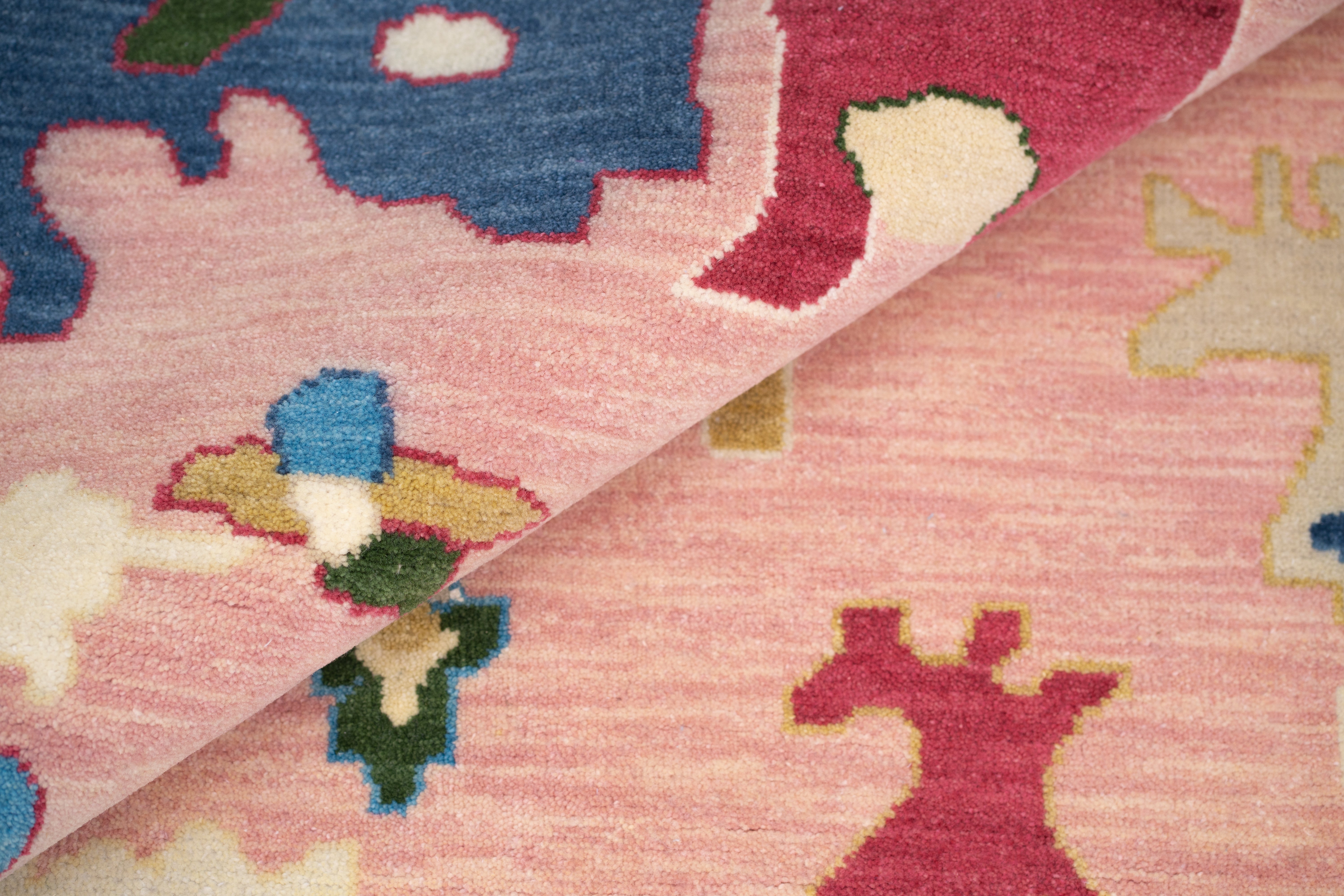 Handknotted Carpet DIA- 281 OUSHAK