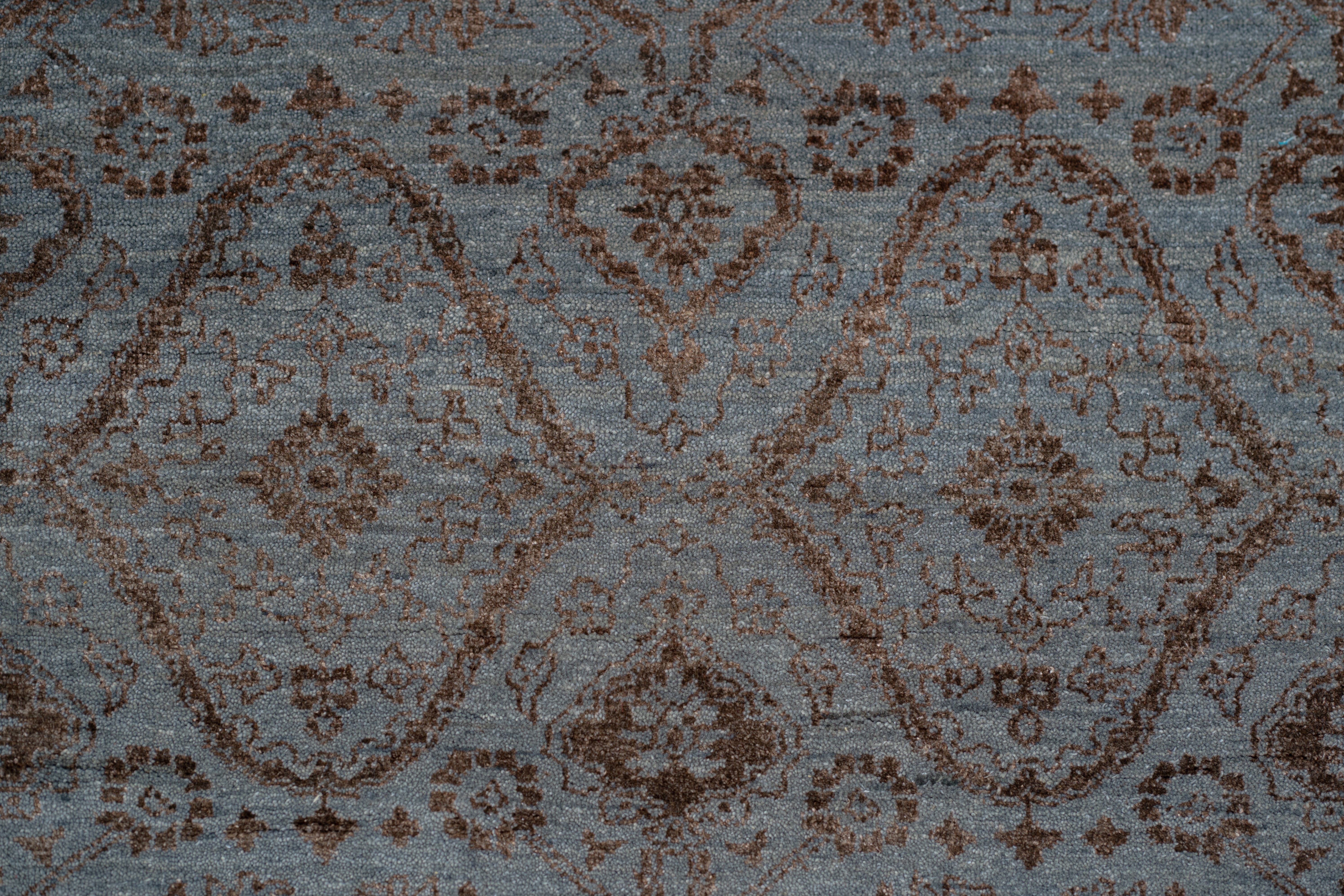 Handknotted Modern Carpet DIA- 309 HALI