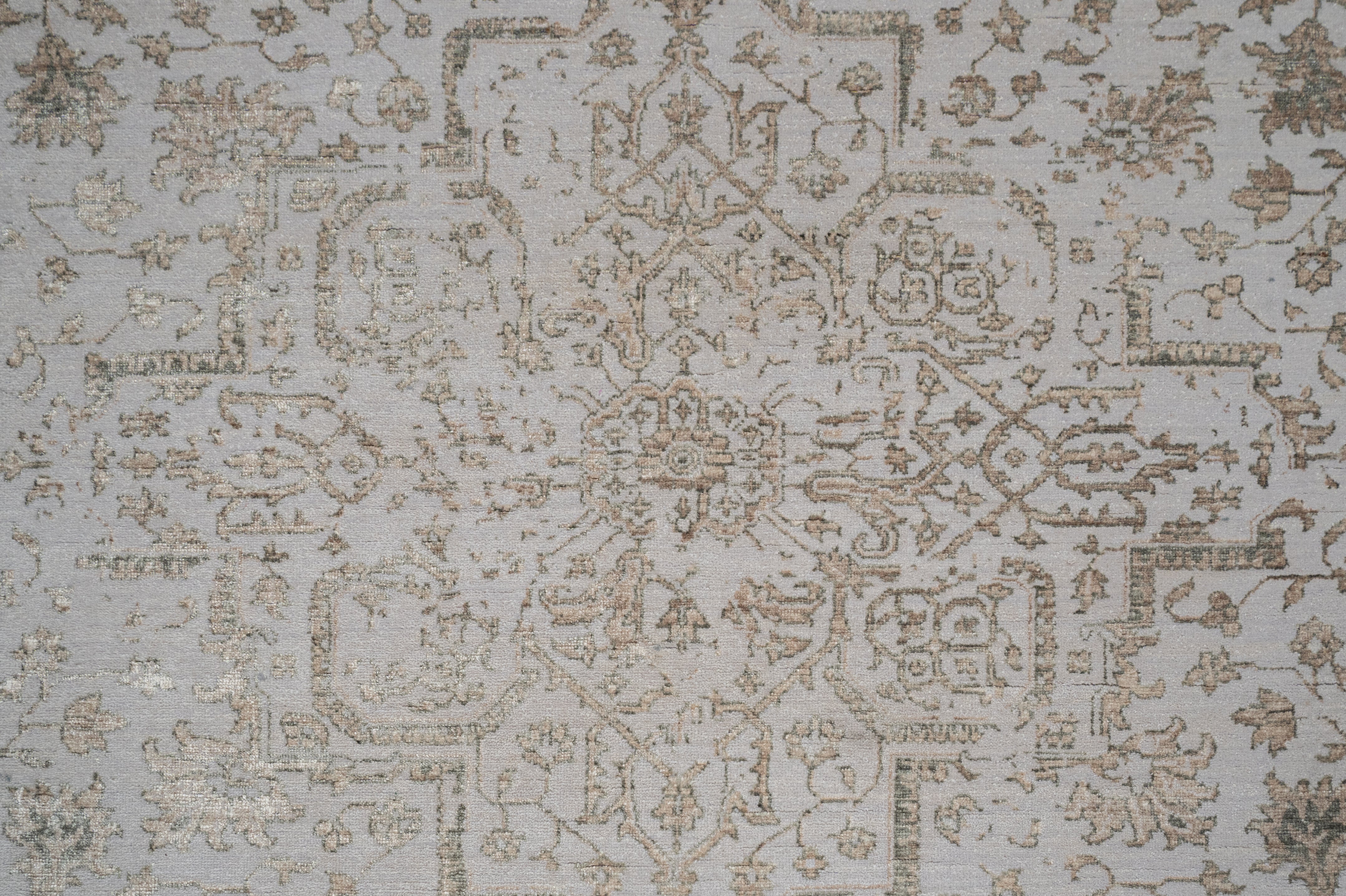 Handknotted Modern Carpet DIA- 860 SERAPi