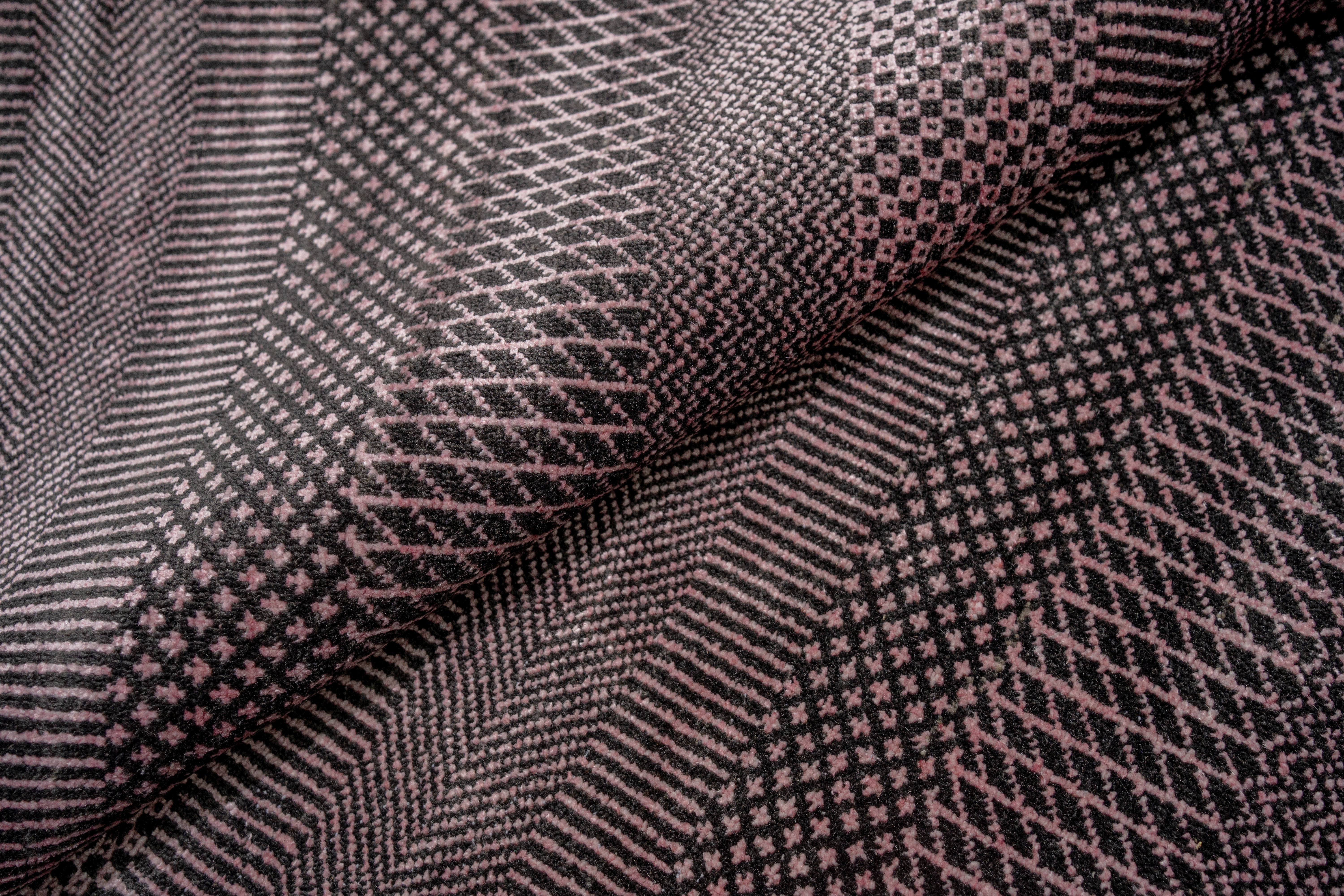 Handknotted Carpet DIA- 357 MCN