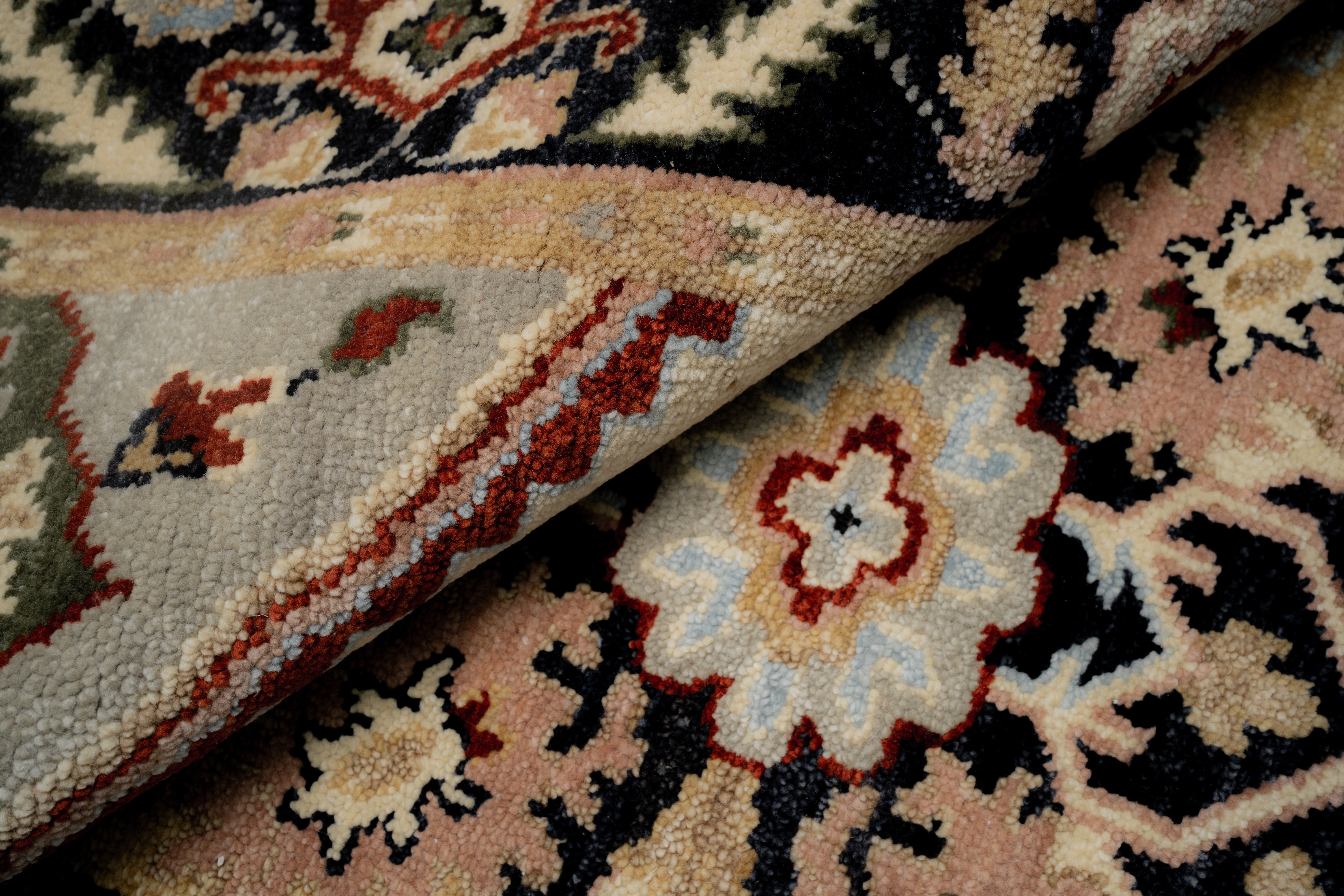 Handknotted Modern Carpet DIA- 960