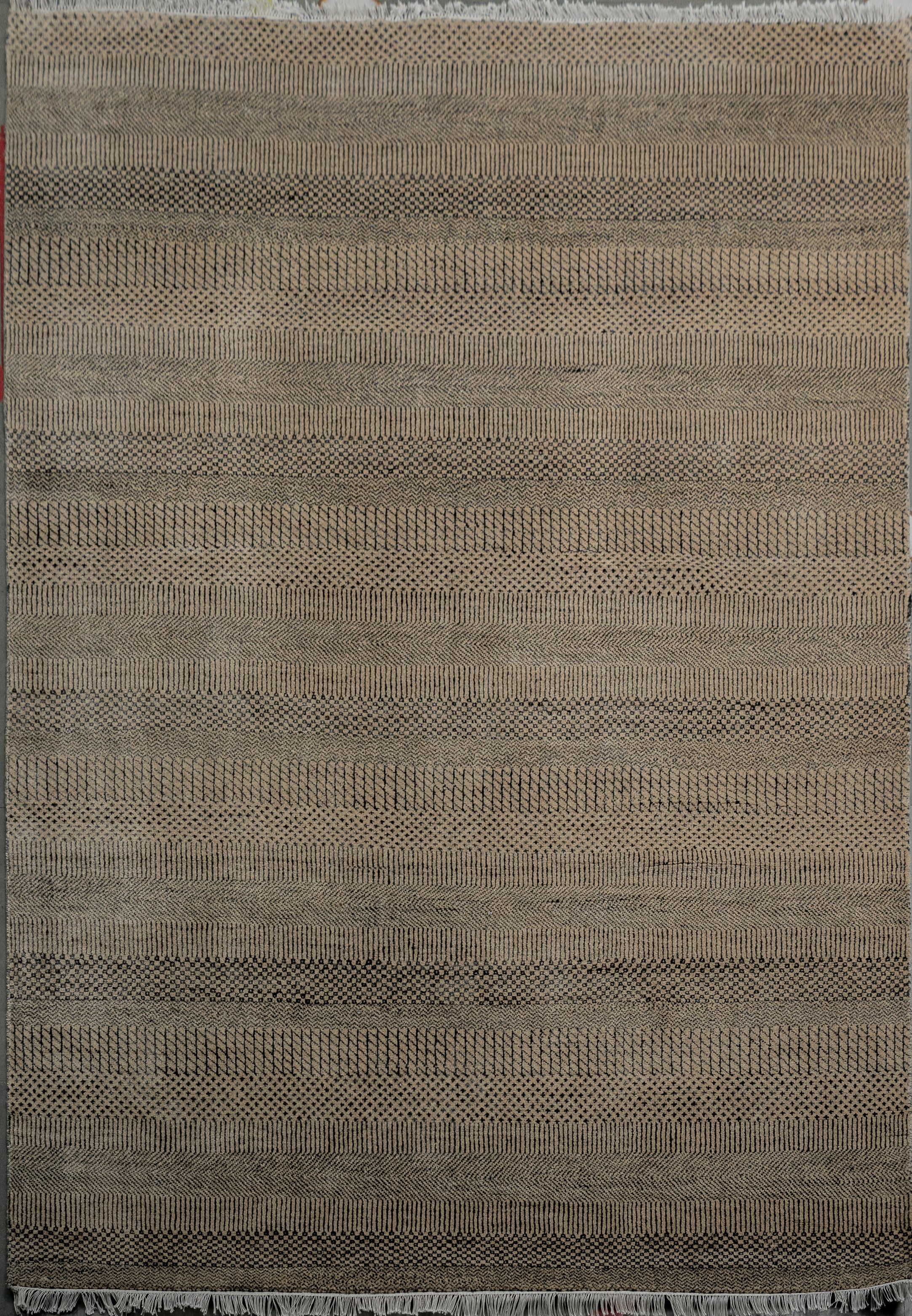 Handknotted Carpet DIA- 106
