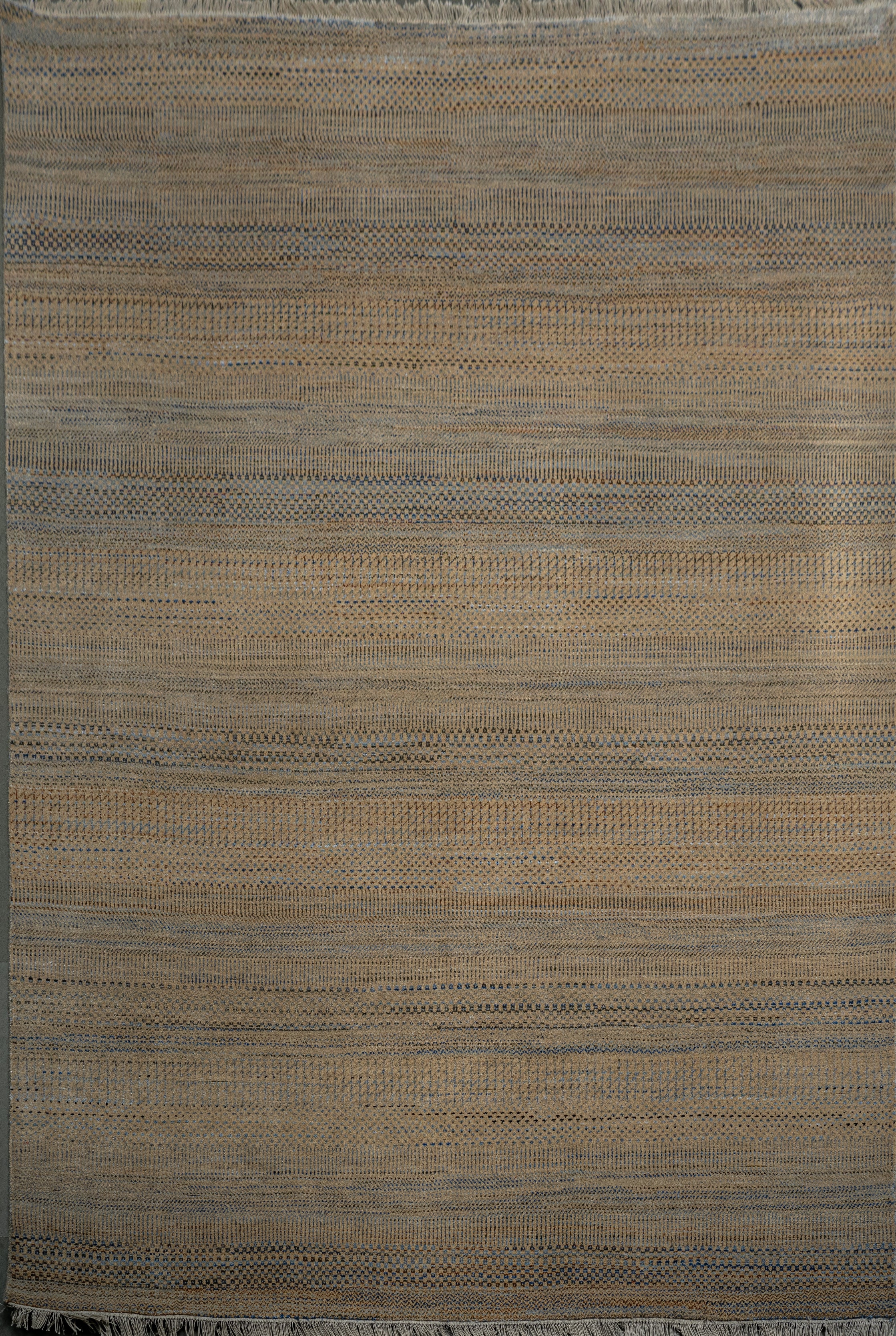 Handknotted Carpet DIA- 1542