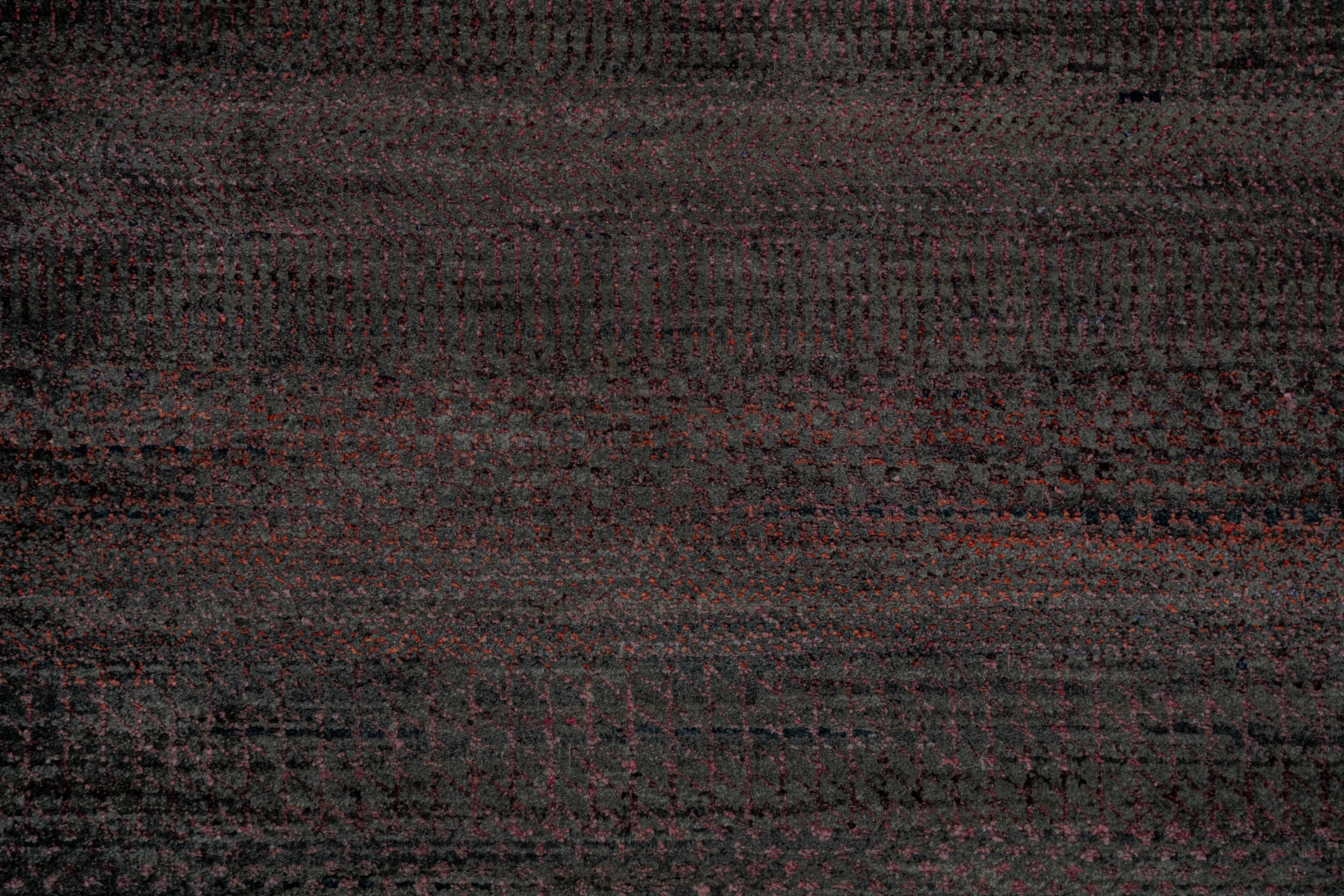 Handknotted Carpet DIA- 3072