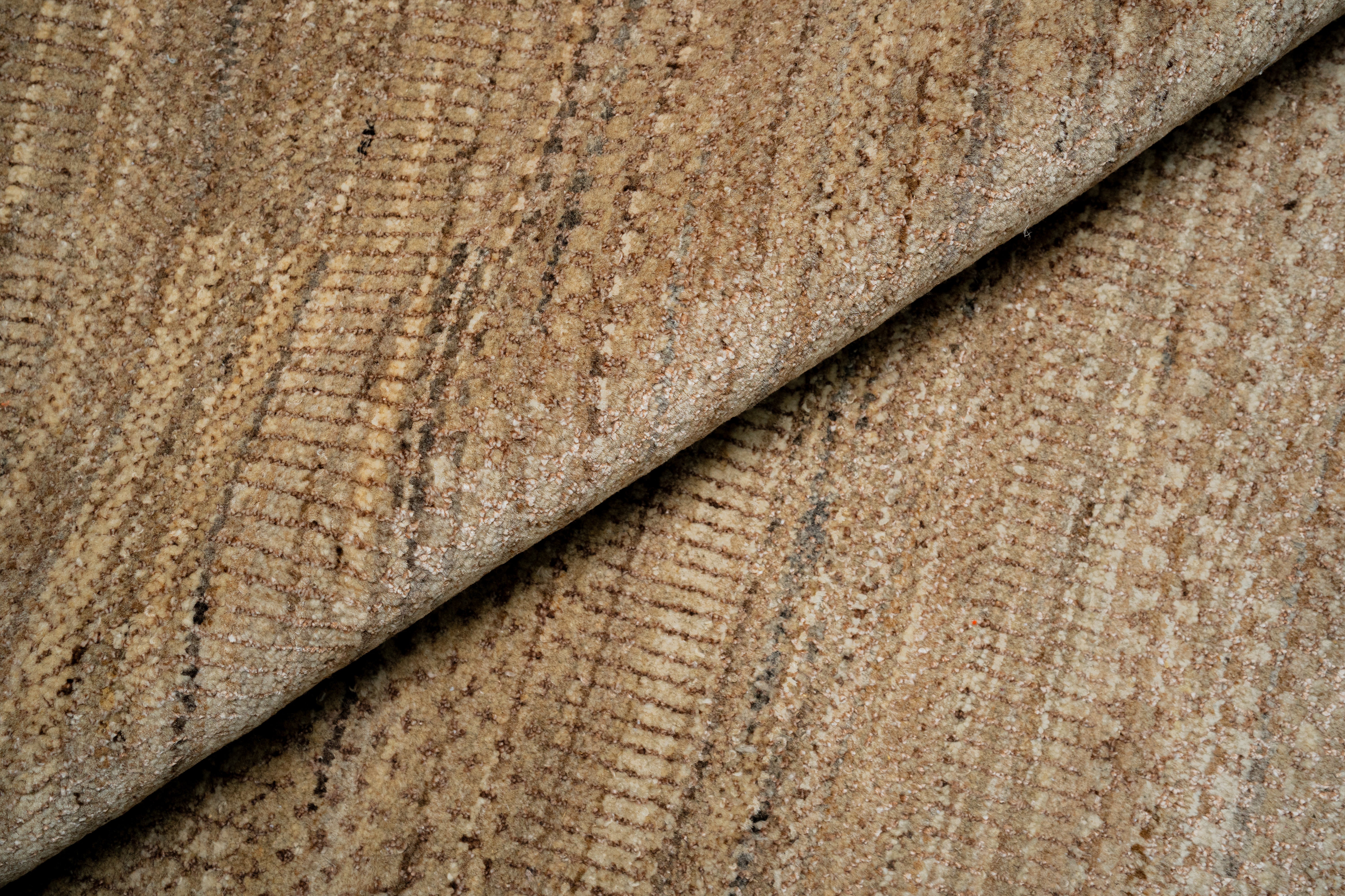 Handknotted Carpet DIA- 270