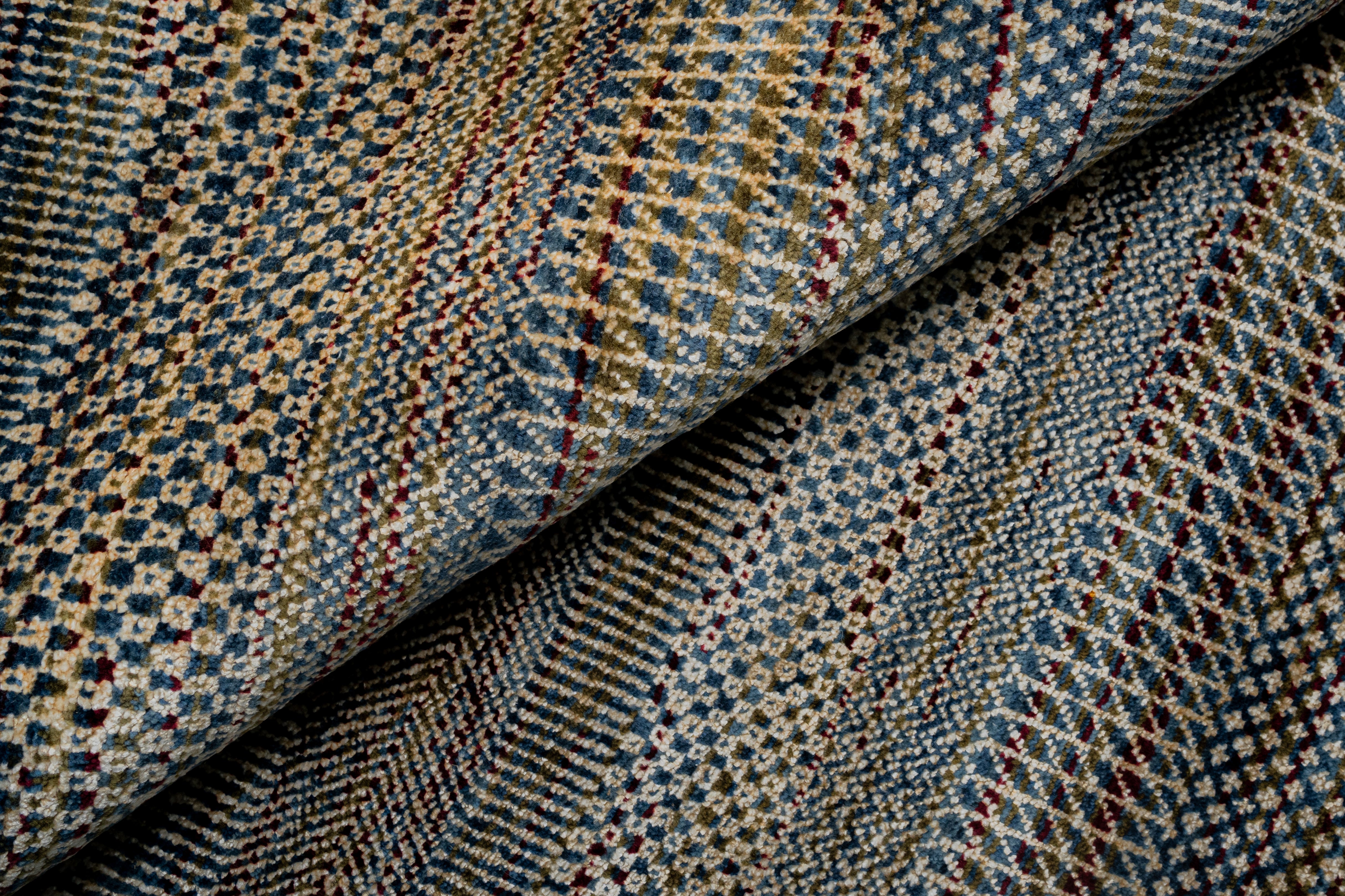 Handknotted Carpet DIA- 3071