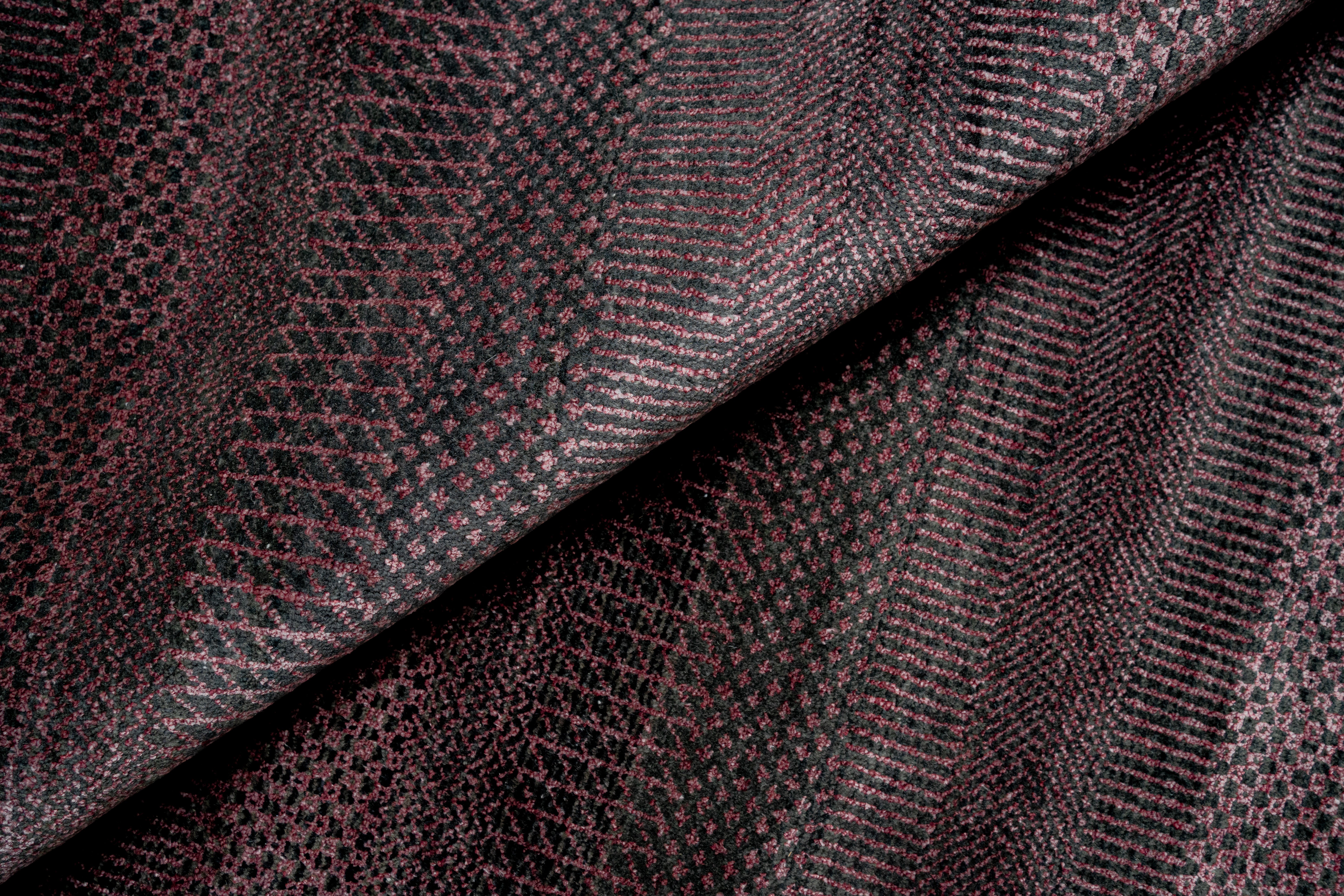 Handknotted Carpet DIA- 1480