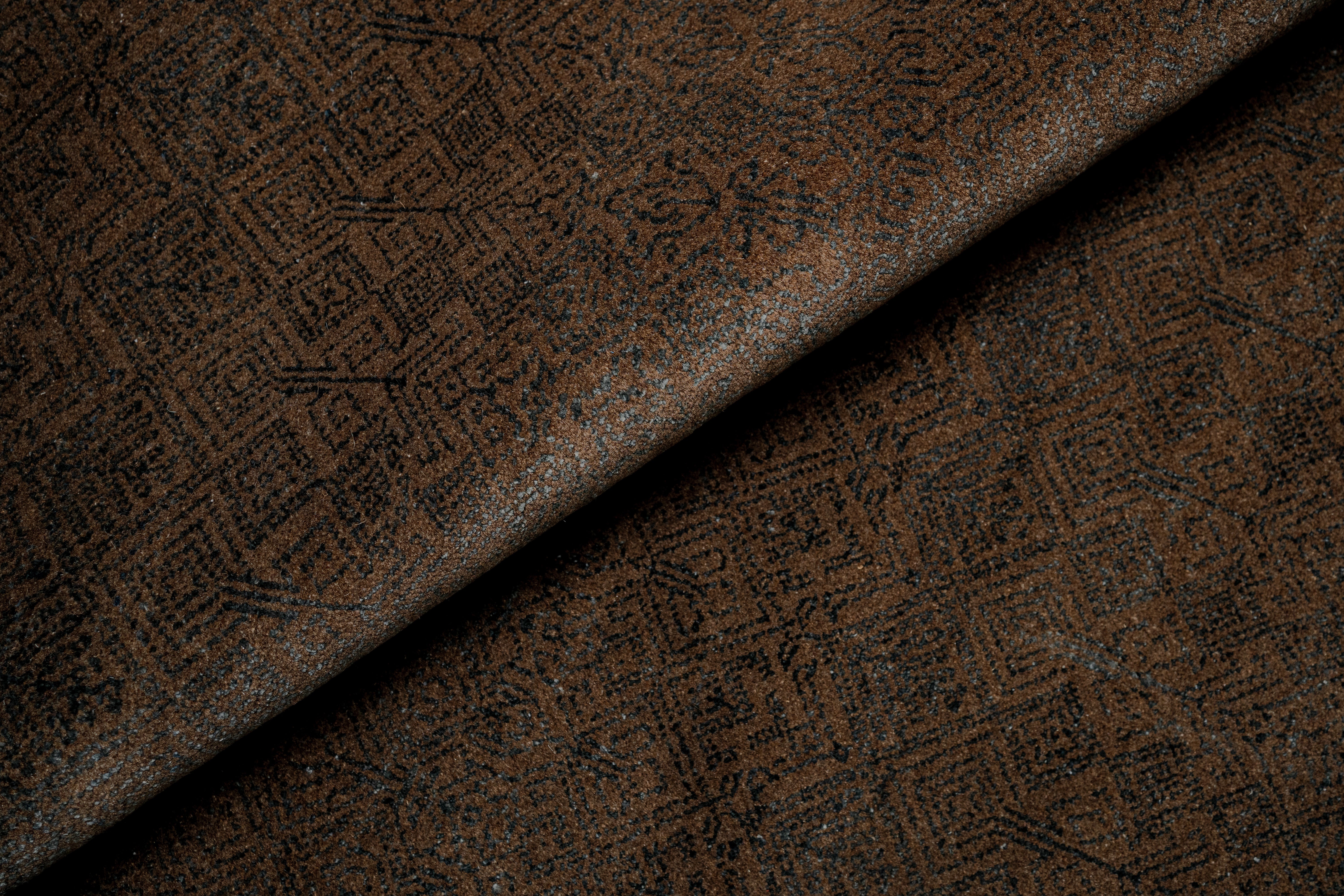Handknotted Carpet DIA- 1588