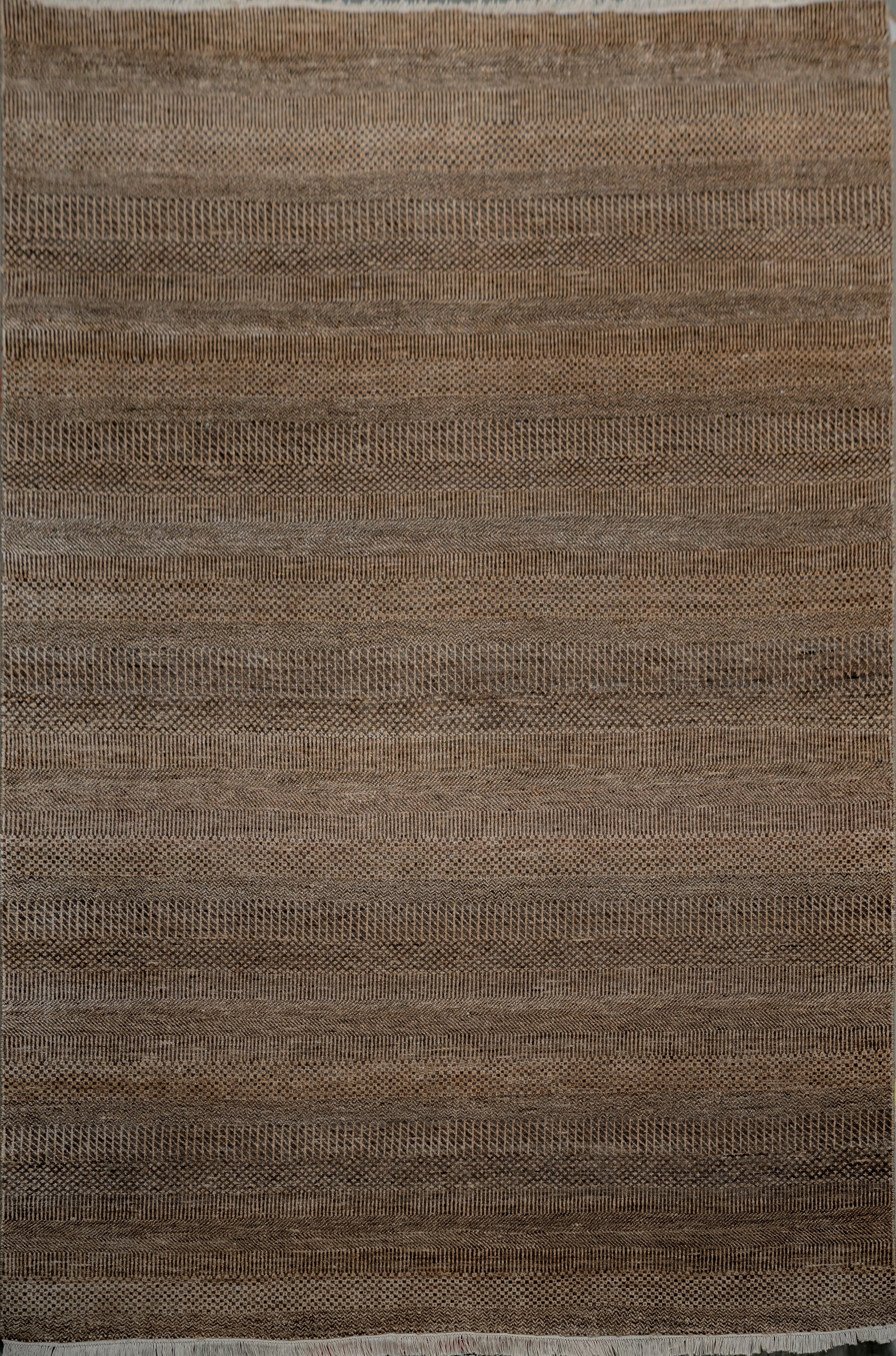 Handknotted Carpet DIA- 1055