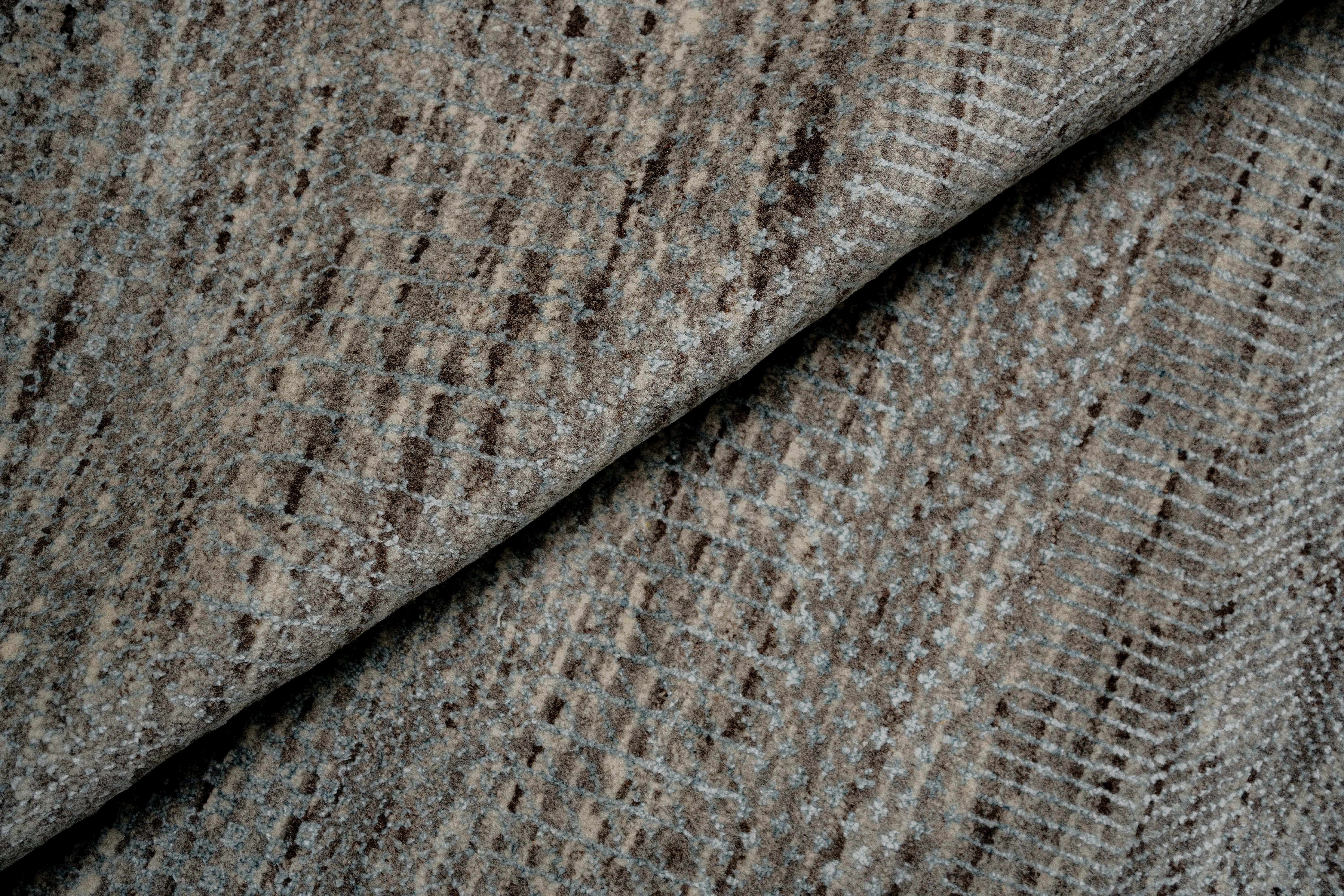 Handknotted Carpet DIA- 1780