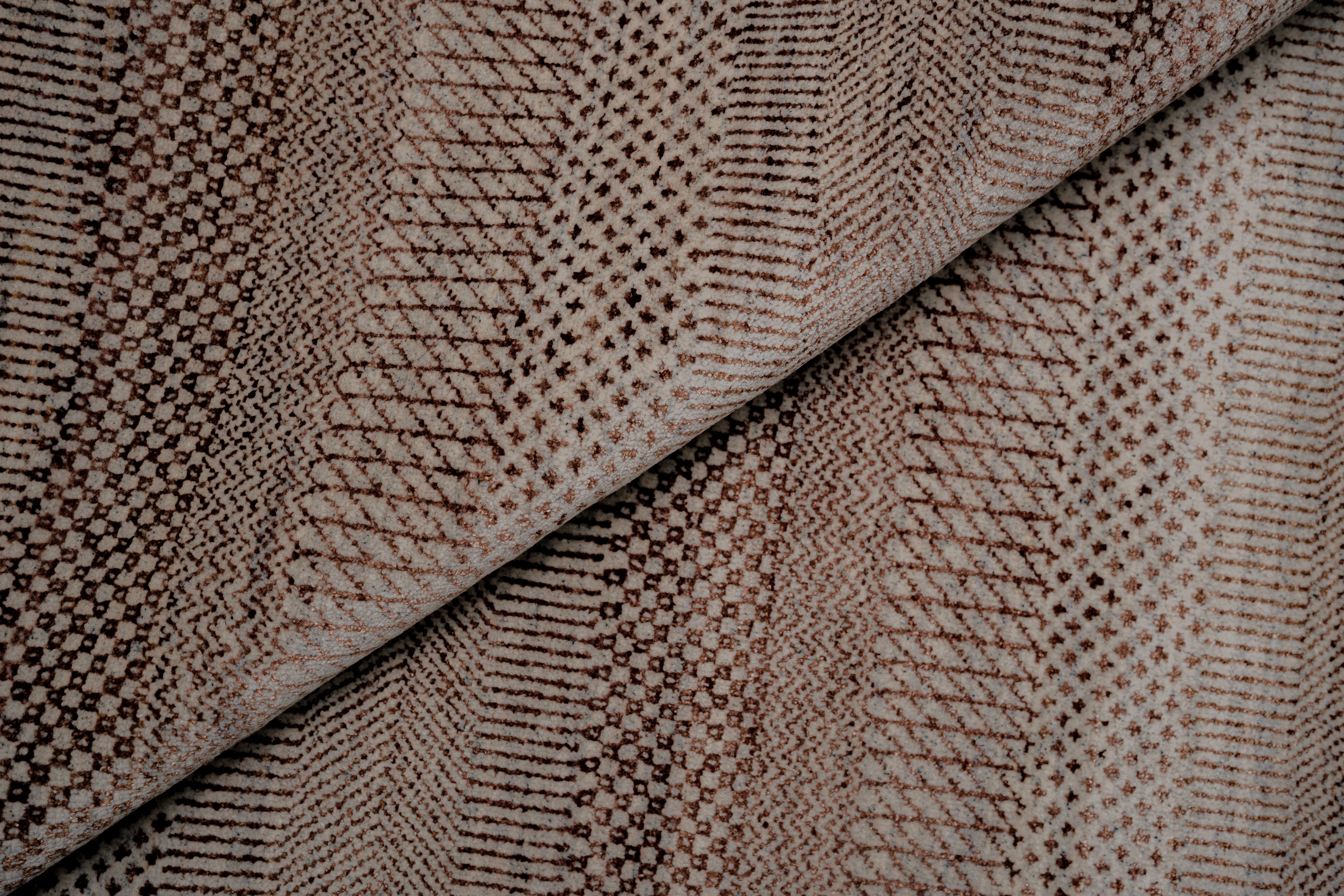 Handknotted Carpet DIA- 1038 MCN